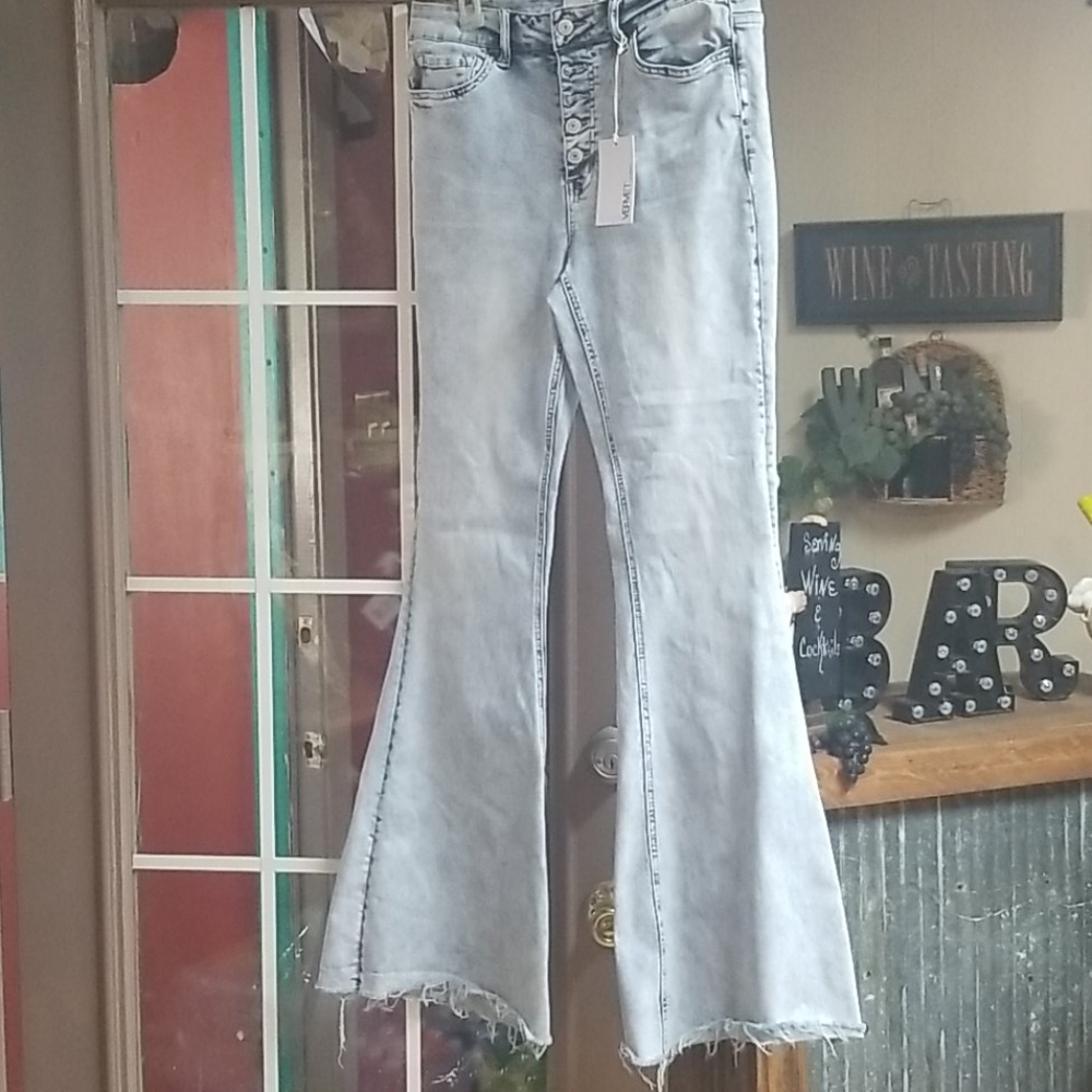 Flare Jean's